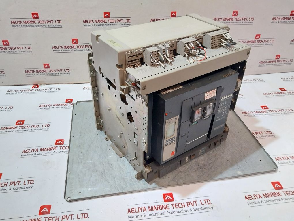 Schneider Electric Micrologic 5 0 P Nw32 H1 3200a Masterpact Circuit