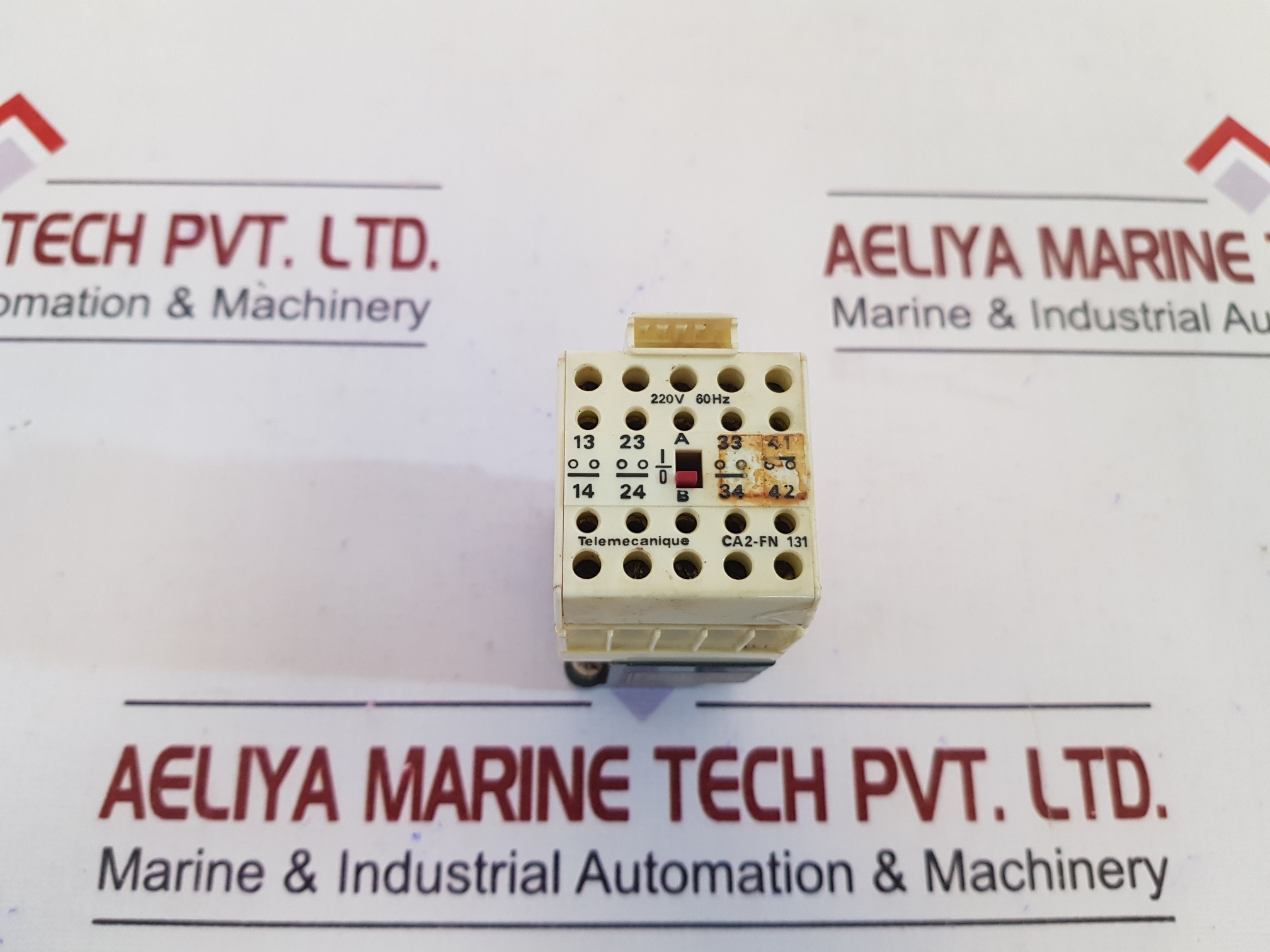TELEMECANIQUE CA2-FN 131 RELAY