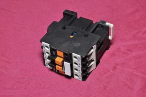 TELEMECANIQUE CA2DN31M7 RELAY CONTACTOR