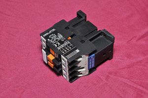 TELEMECANIQUE CA2DN31M7 RELAY CONTACTOR