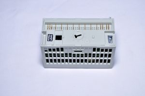 ALLEN BRADLEY FLEX I/O 1794- IF4I ISOLATED ANALOG INPUT MODULE