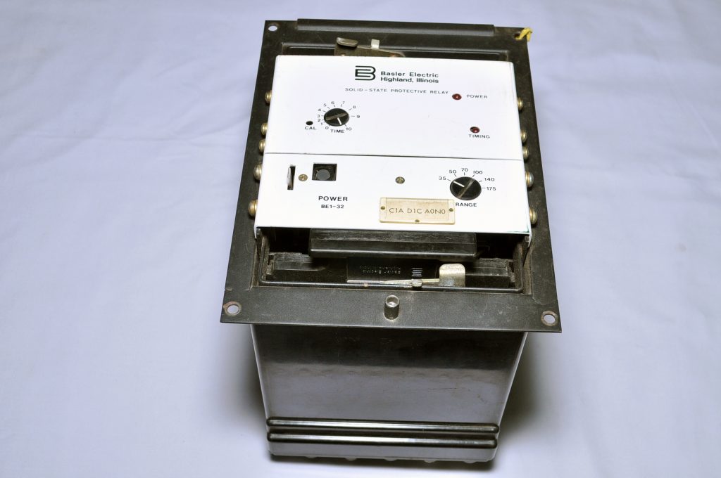 BASLER ELECTRIC BE1-32 SOLID STATE PROTECTIVE RELAY