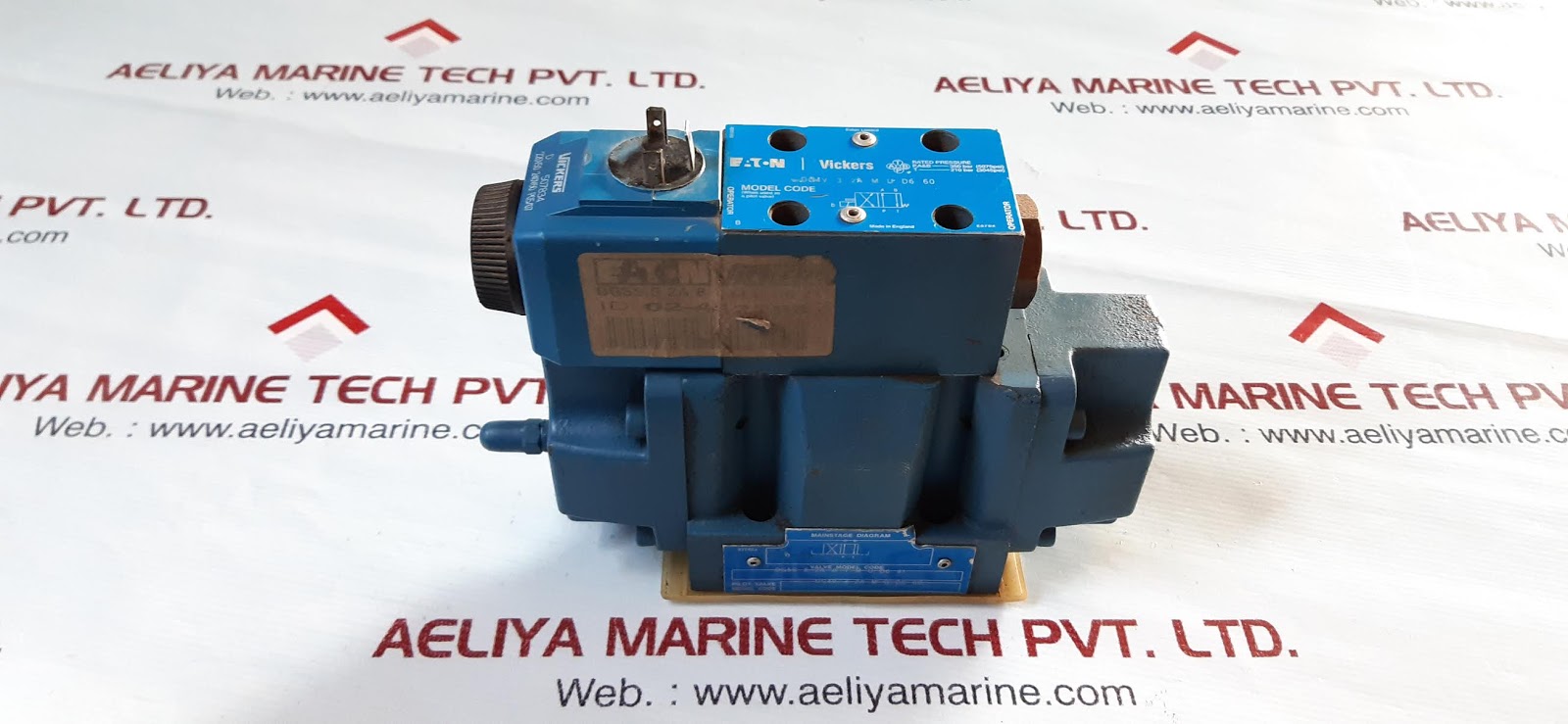 EATON VICKERS DG4V 3 2A M U D6 60 PILOT VALVE D 220V50-1393 (1)