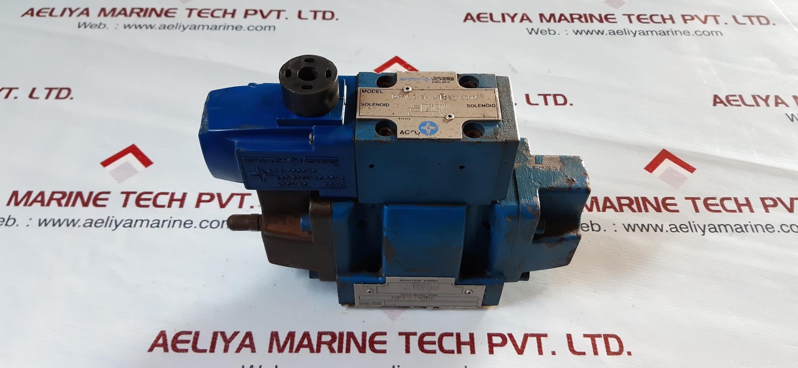 SPERRY VICKERS DG4V 3 2A U B20 DIRECTIONAL VALVE-1398 (1)