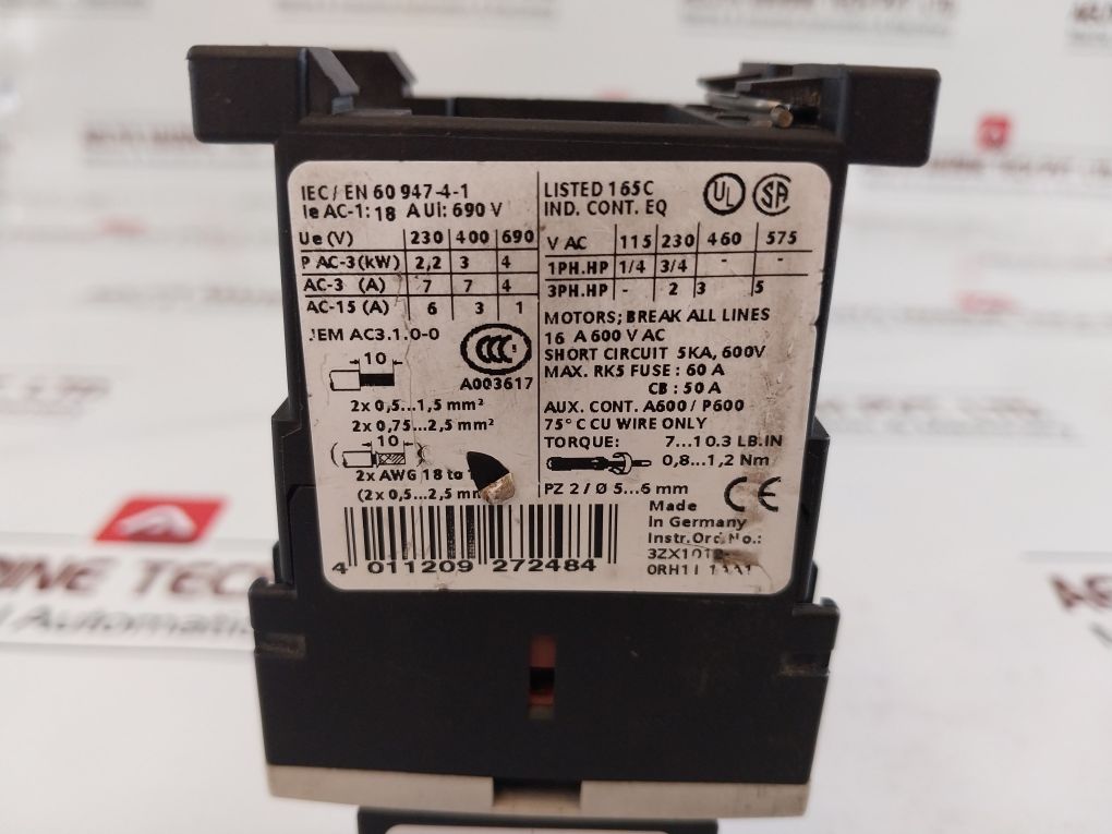 SIEMENS 3RT1015-1AB01 CONTACTOR WITH AUXILIARY CONTACT BLOCK 3RH1911-1FA22