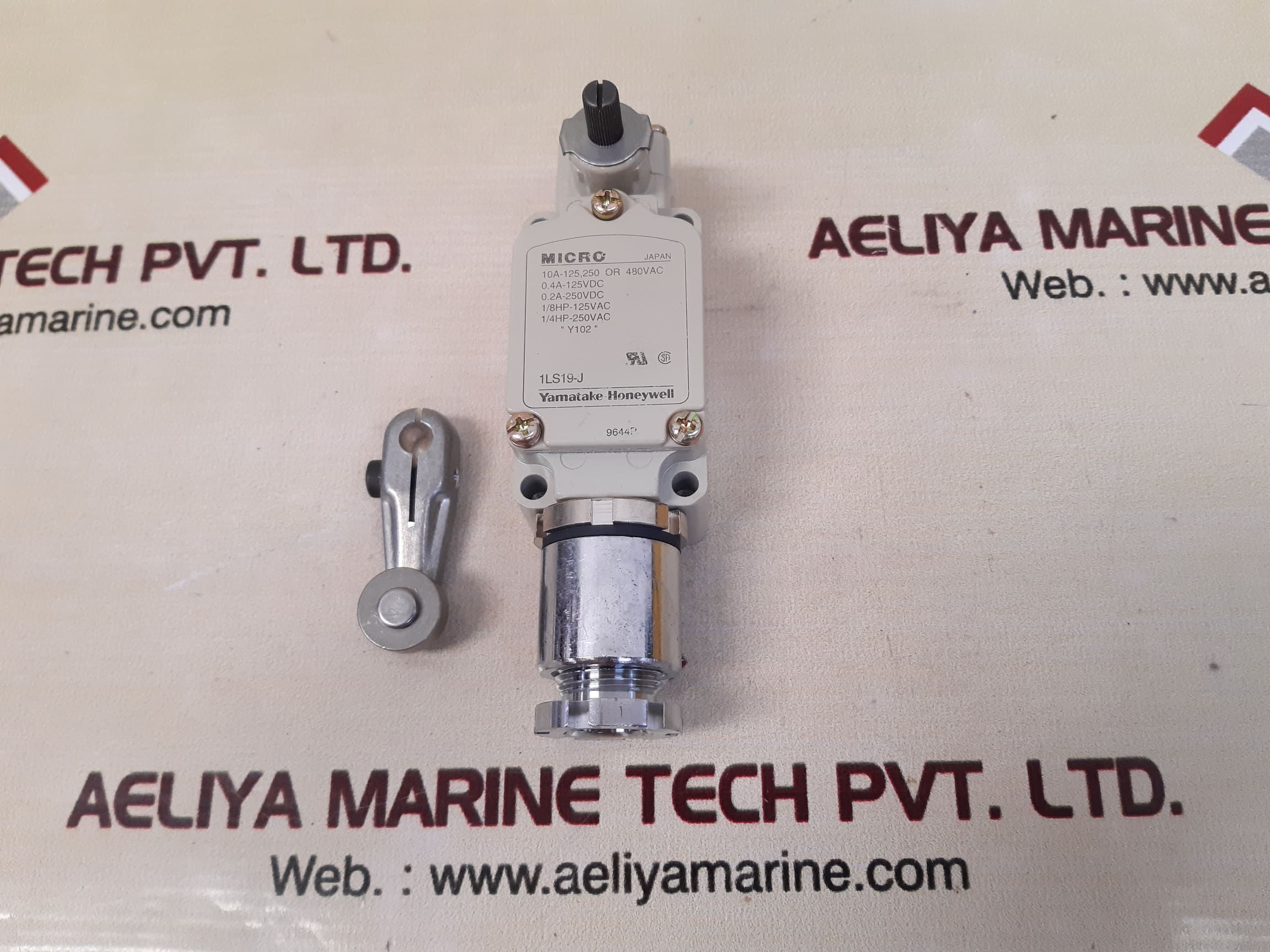 YAMATAKE HONEYWELL 1LS19-J MICRO LIMIT SWITCH