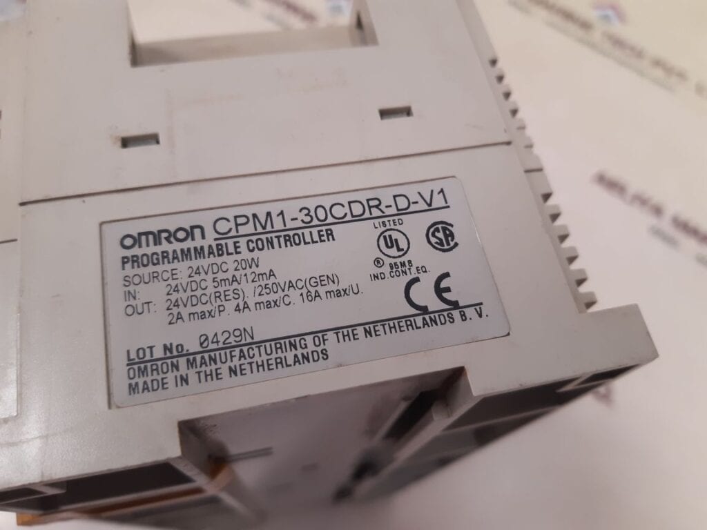 OMRON SYSMAC CPM1-30CDR-D-V1 PROGRAMMABLE CONTROLLER