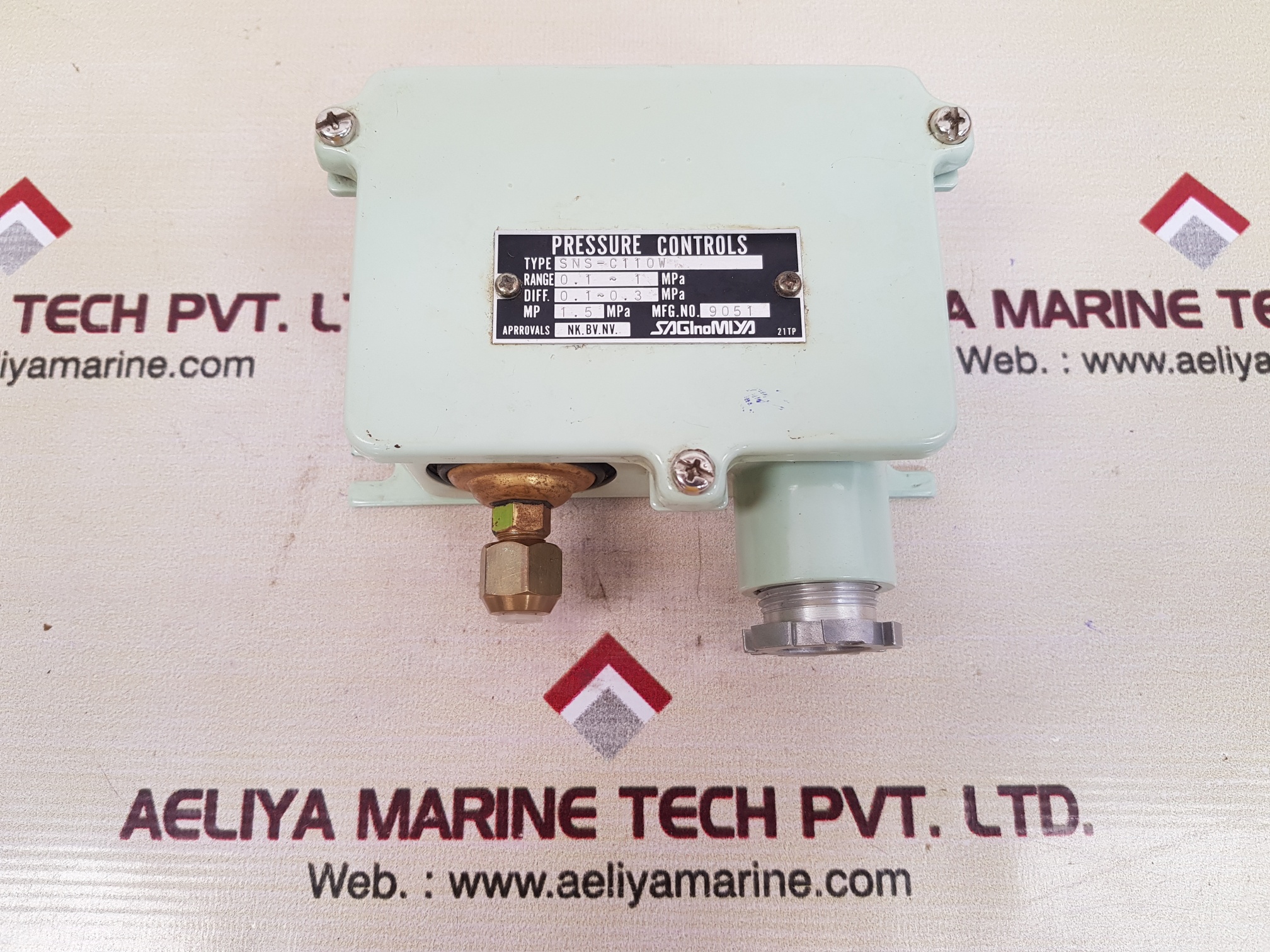 SAGINOMIYA SNS-C110W PRESSURE CONTROLS RANGE 0.1~1 MPA