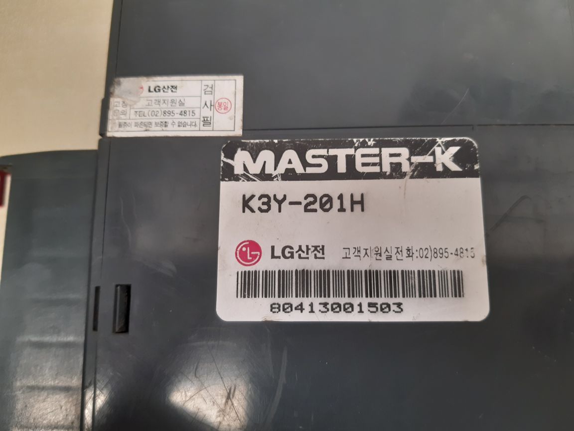 LG MASTER-K K3Y-201H PLC RELAY OUTPUT MODULE