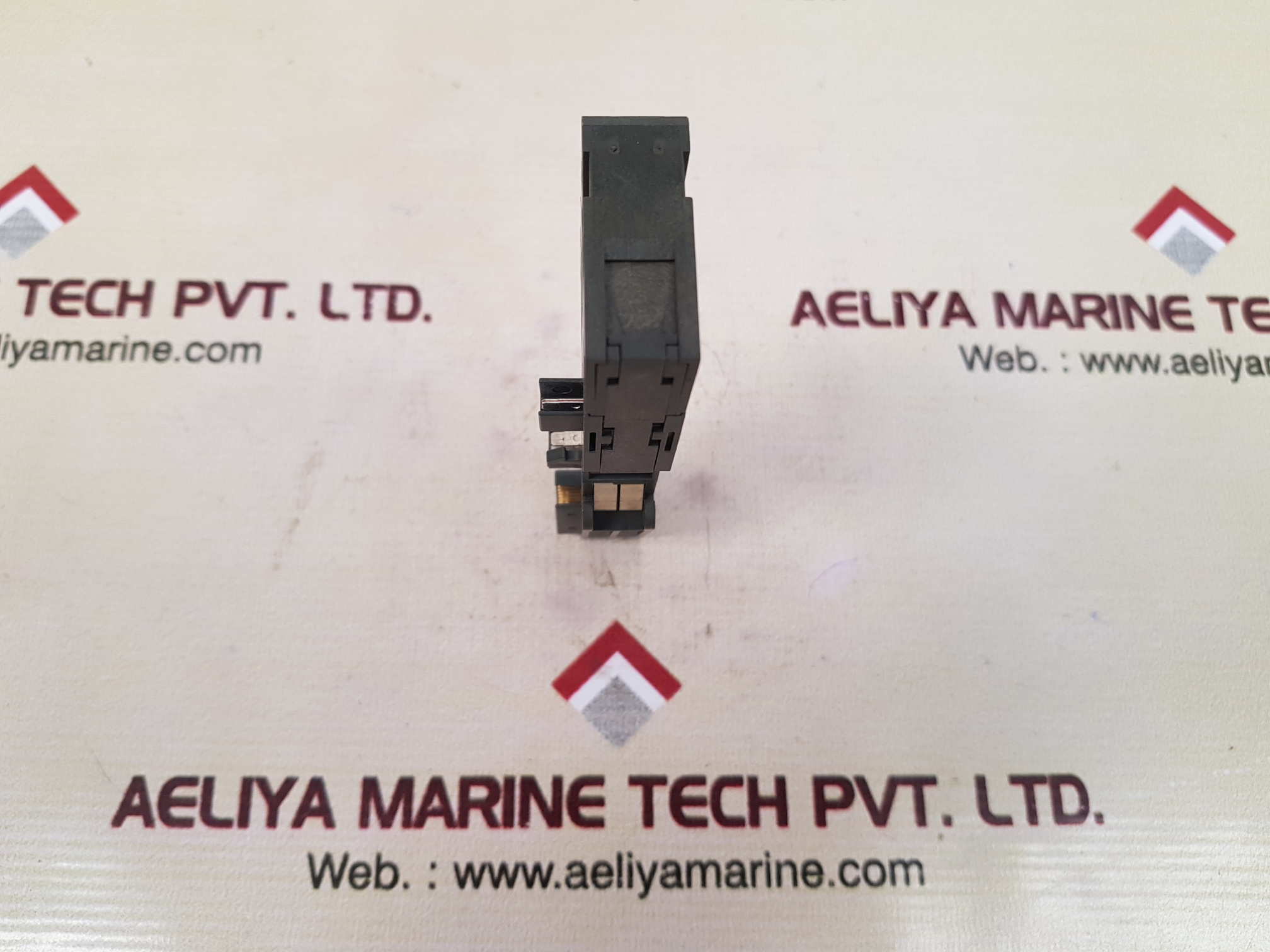 SIEMENS TM-E15S24-01 TERMINAL MODULE 6ES7 193-4CB20-0AA0