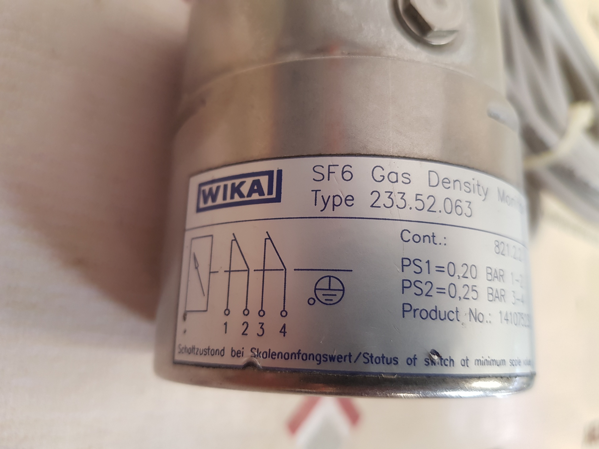 WIKA 233.52.063 SF6 GAS DENSITY MONITOR