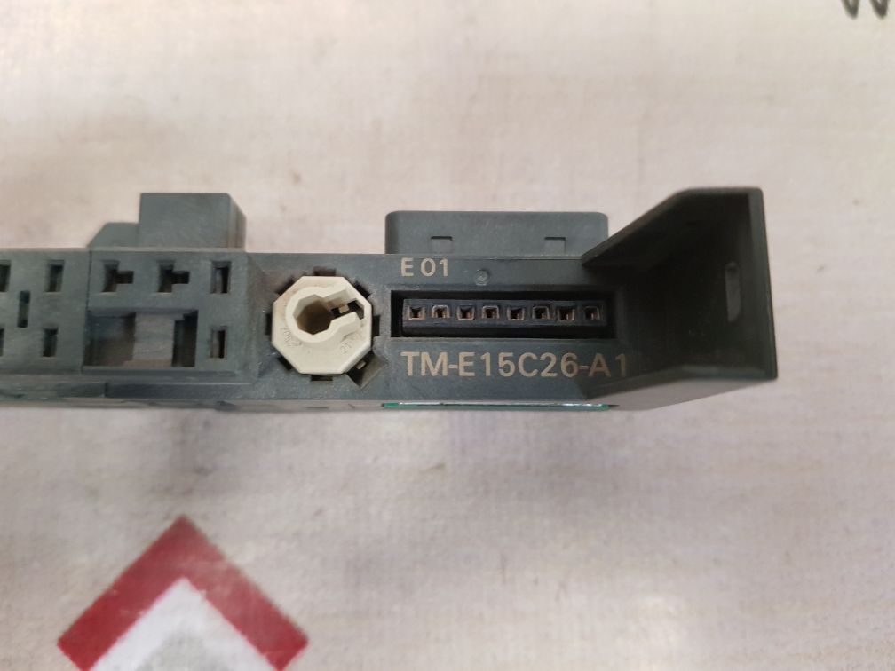 SIEMSIEMENS 6ES7 193-4CA50-0AA0 TERMINAL BLOCK TM-E15C26-A1ENS 6ES7 193-4CA50-0AA0 TERMINAL BLOCK TM-E15C26-A1