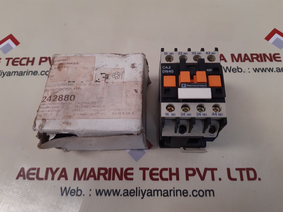 TELEMECANIQUE CA2 DN40 40E CONTROL RELAY