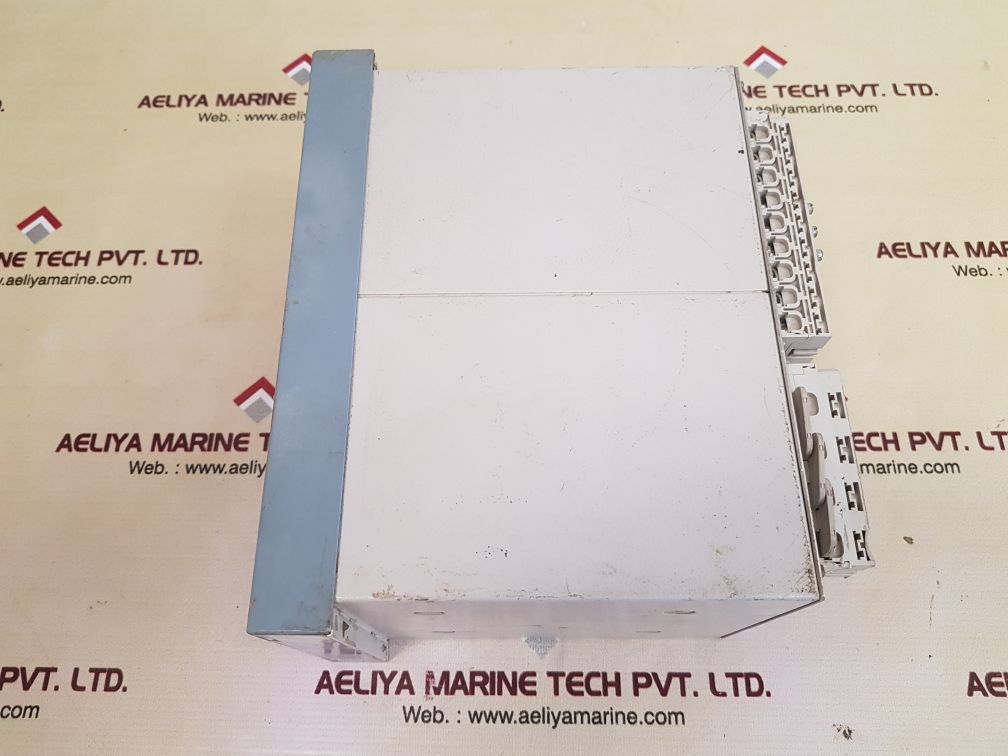 SIEMENS 7SJ6111-5EB20-1FA0 OVERCURRENT PROTECTION AND CONTROL 7SJ6111 - 5EB20 - 1FA0/EE