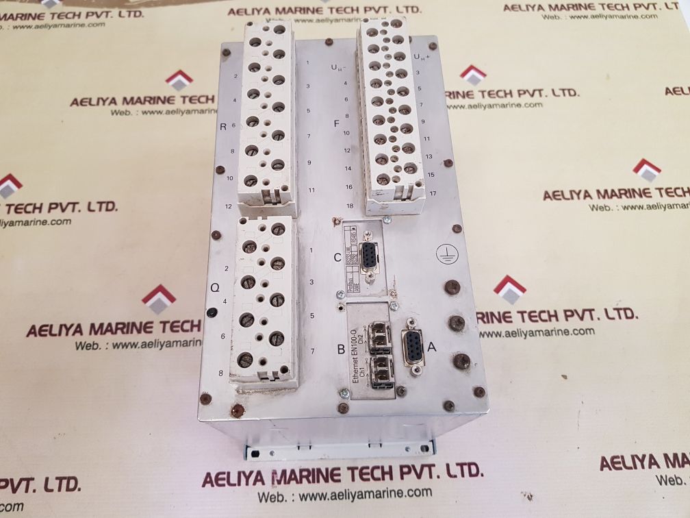 SIEMENS 7SJ6221 - 5EB92 - 3FC2 OVERCURRENT PROTECTION RELAY