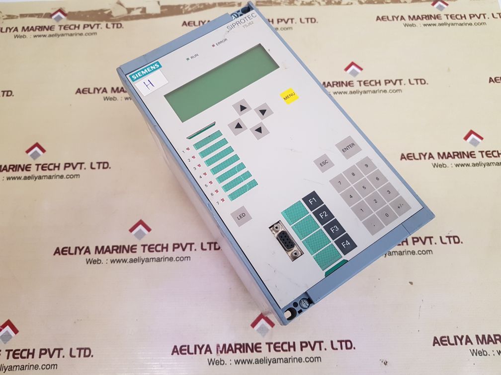 SIEMENS 7SJ6221 - 5EB92 - 3FC2 OVERCURRENT PROTECTION RELAY