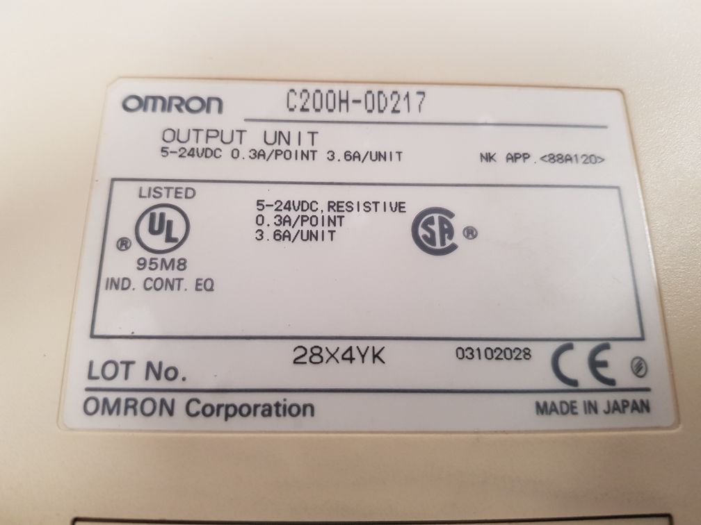 OMRON C200H-OD217 OUTPUT UNIT