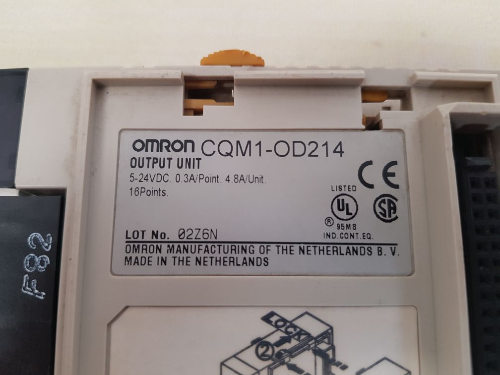OMRON CQM1-OD214 16 POINT OUTPUT UNIT