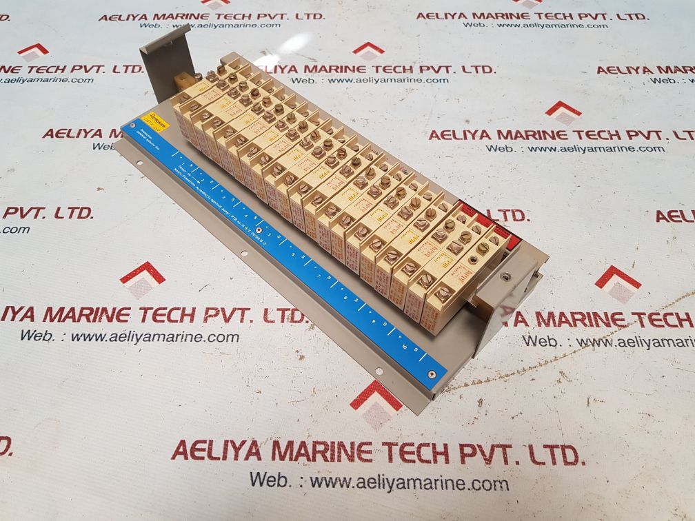 AUTRONICA XCZ-001 TERMINAL BOX WITH DIODE SAFETY BARRIERS