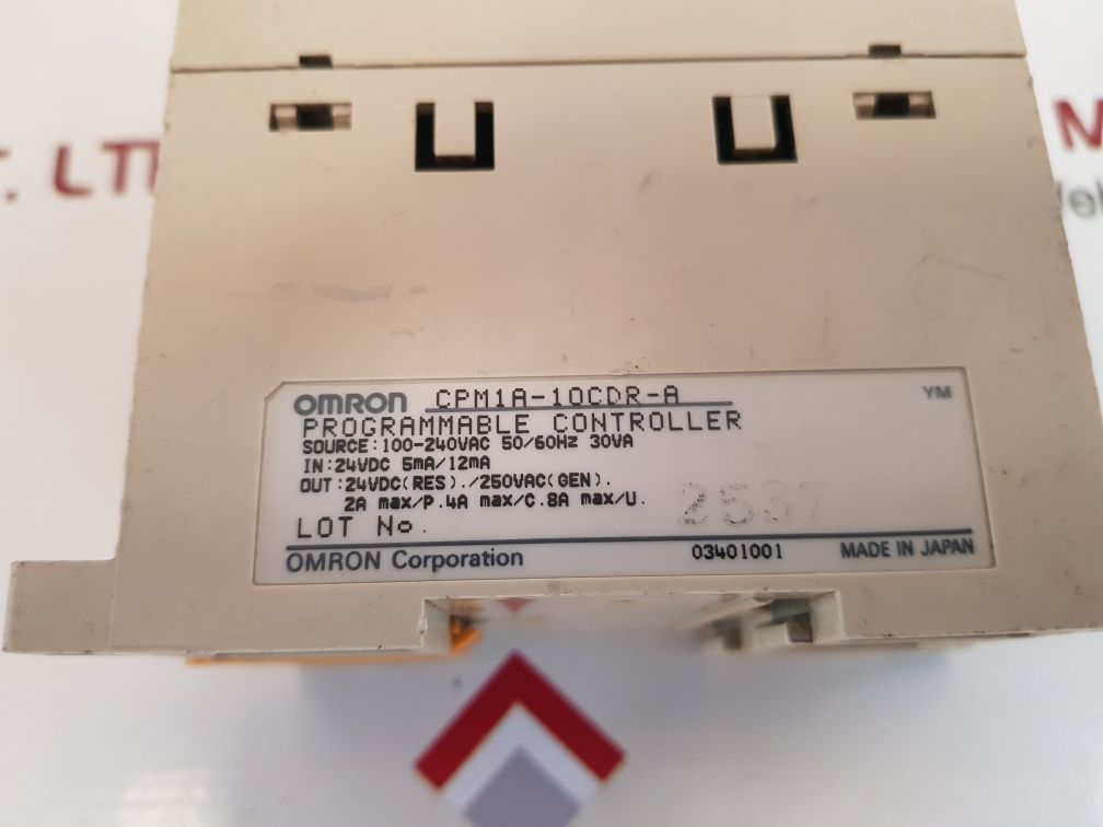 OMRON SYSMAC CPM1A PROGRAMMABLE CONTROLLER CPM1A-10CDR-A