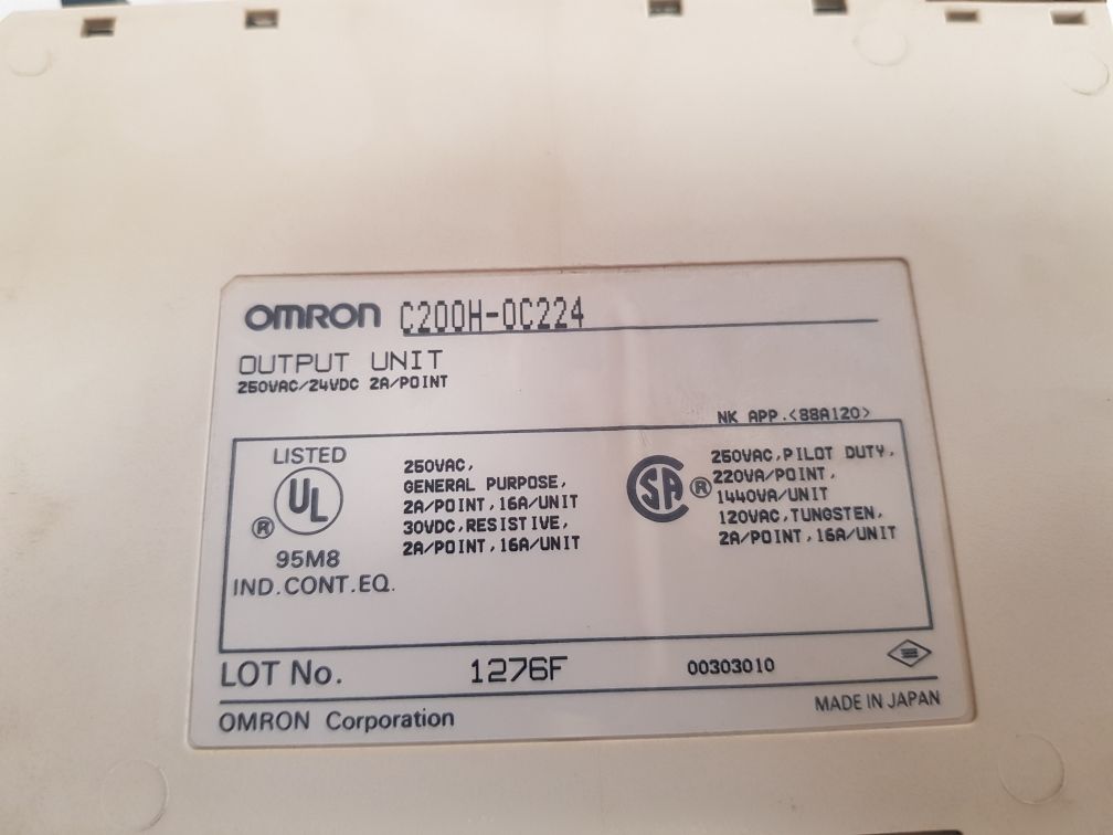 OMRON C200H-0C224 OUTPUT UNIT