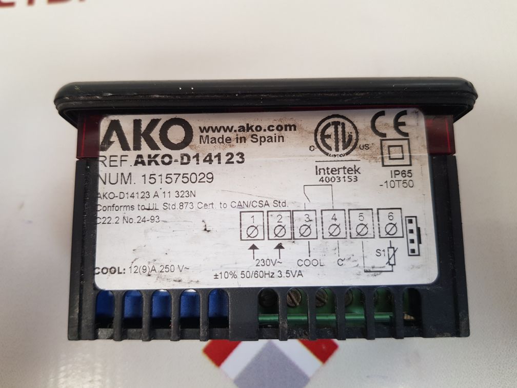 ELECTRONIC CONTROLLER AKO-D14123 A 11 323N