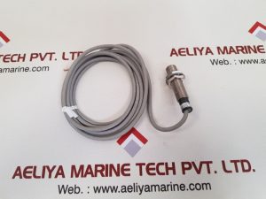 FUJI ELECTRIC PE2-CS3W PROXIMITY SWITCH