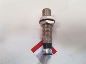 FUJI ELECTRIC PE2-CS3W PROXIMITY SWITCH