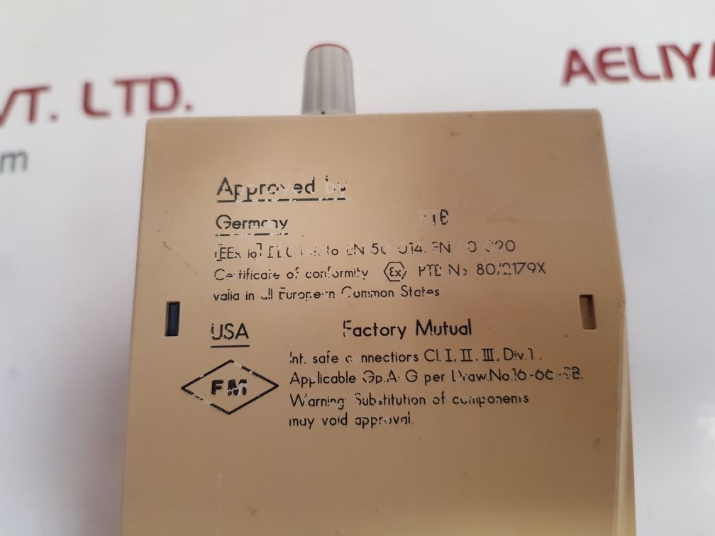 PEPPERL+FUCHS WE77/EX-UT TRANSFORMER ISOLATED AMPLIFIER 07256