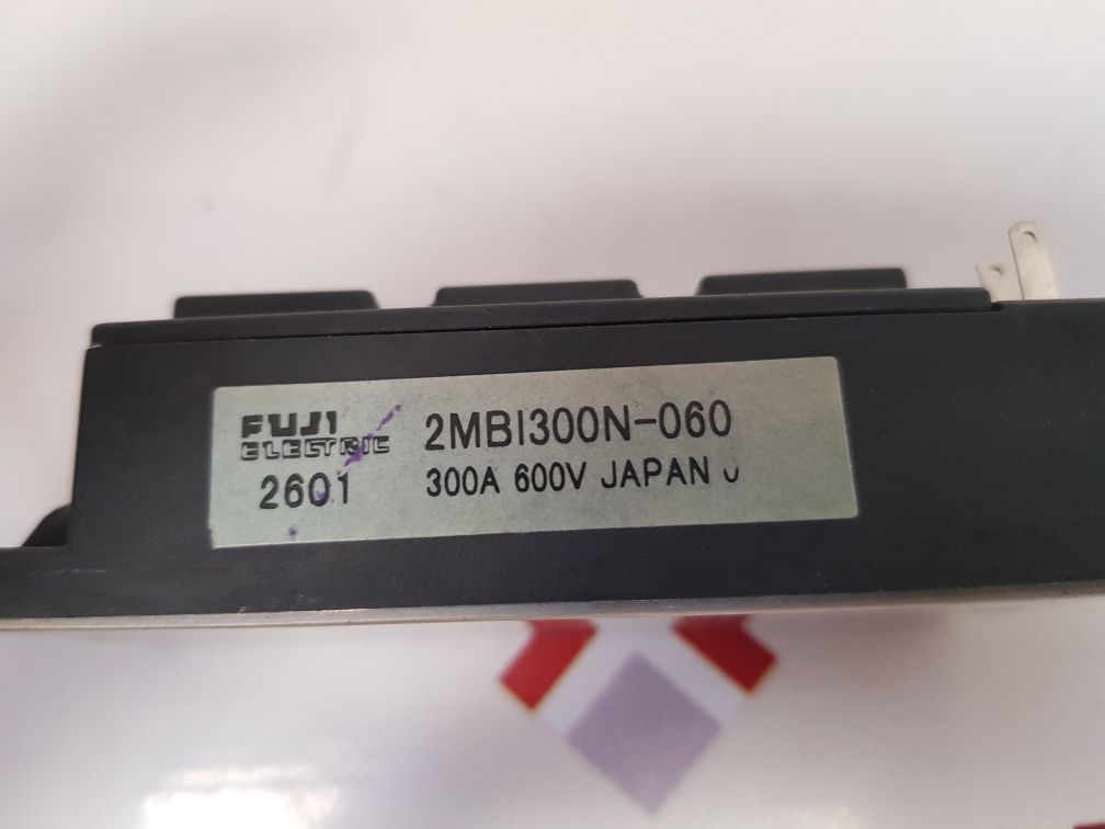 FUJI ELECTRIC 2MBI300N-060 IGBT MODULE