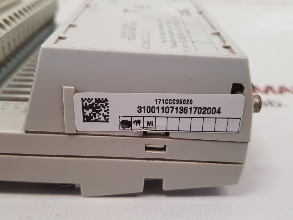 SCHNEIDER ELECTRIC 171CCC96020 PROCESSOR ADAPTER