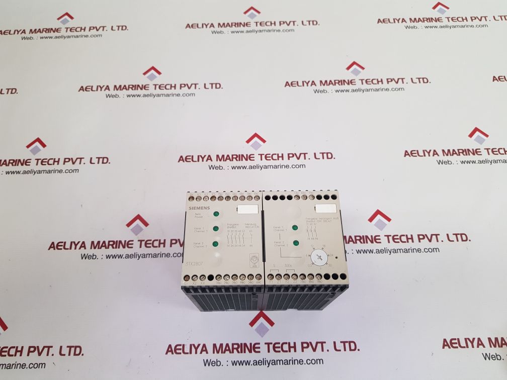 SIEMENS 3TK2807-0BB4 CONTACTOR SAFETY CIRCUIT DC 24V