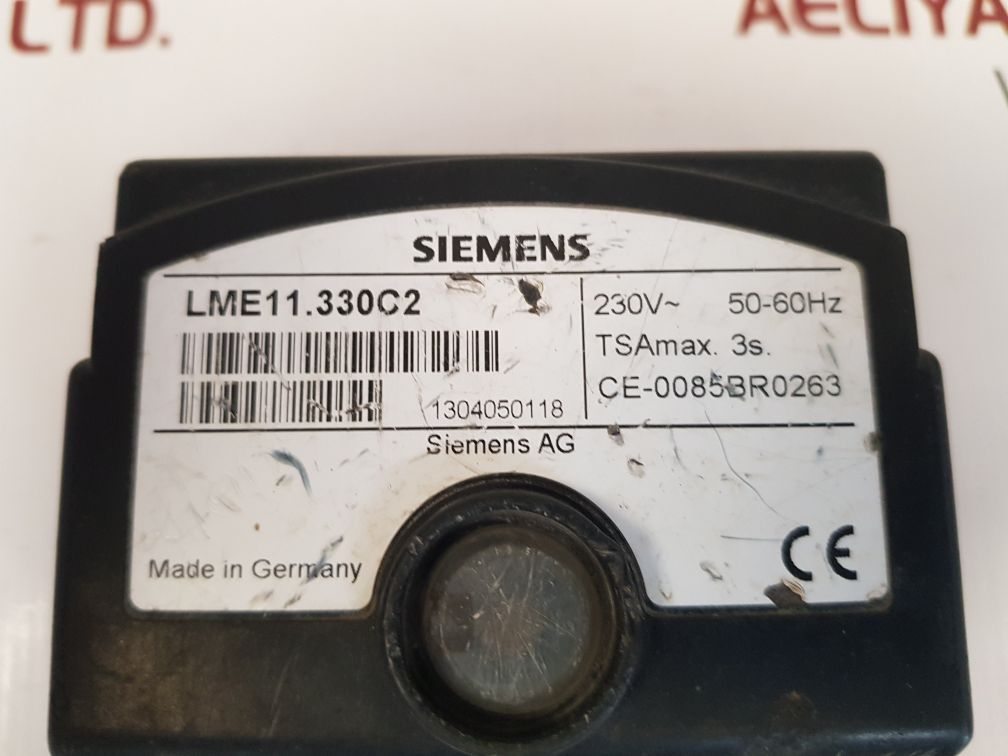 SIEMENS LME11.330C2 BURNER CONTROLLER BOX