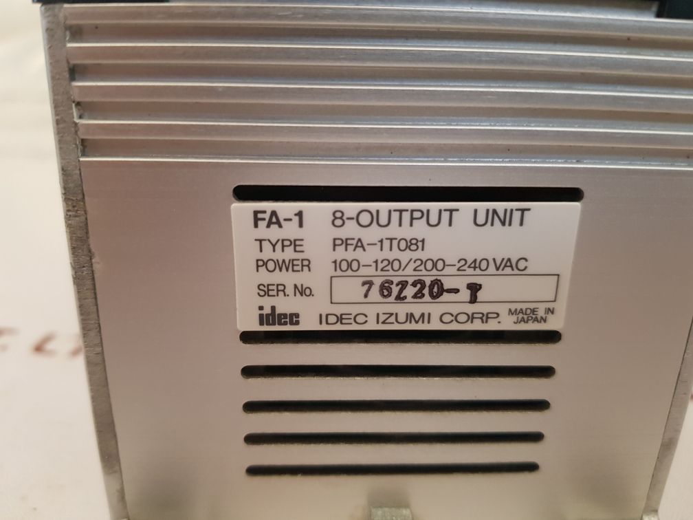 IDEC IZUMI FA-1 8-OUTPUT UNIT PFA-1T081