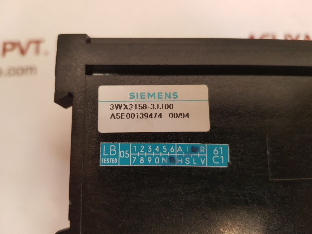 SIEMENS 3WX3156-3J CAPACITOR UNIT FOR UNDERVOLTAGE RELEASE WITH DELAY