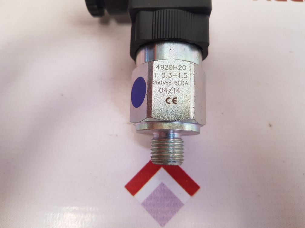 PRESSURE SWITCH 4920H20