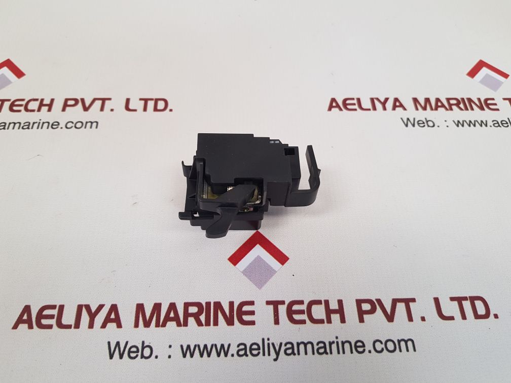 SIEMENS 3VL9800-1SR00 VOLTAGE RELEASE SHUNT RELEASE