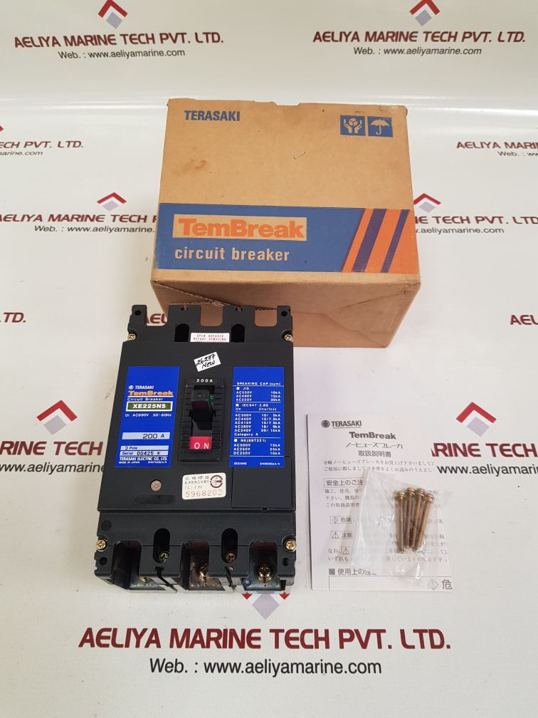 TERASAKI XE225NS 3 POLE CIRCUIT BREAKER 200A