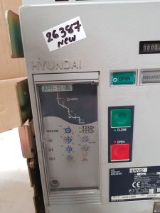 HYUNDAI HIAN12 3 POLES AIR CIRCUIT BREAKER