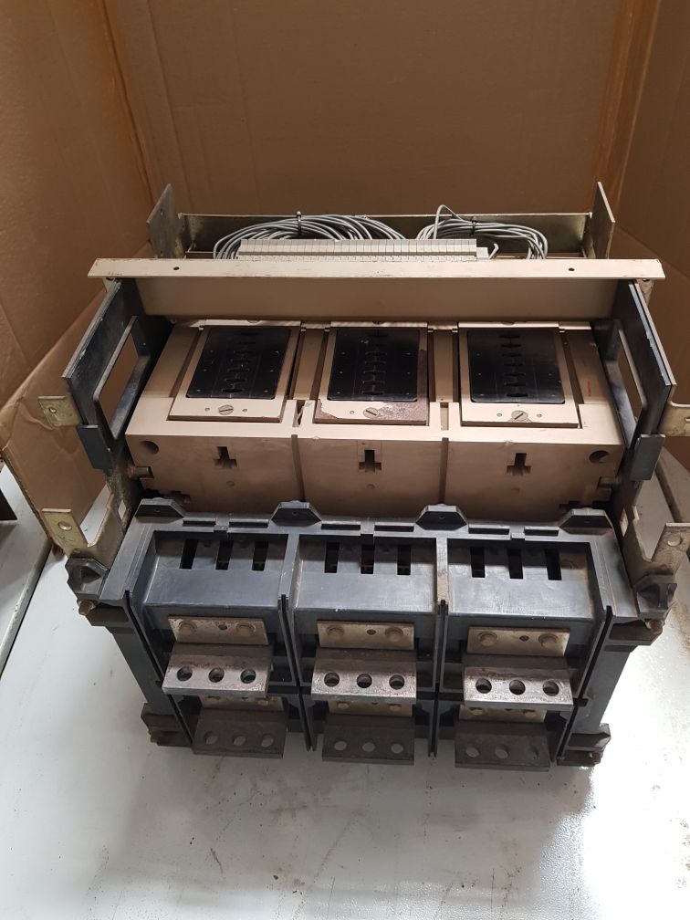 MERLIN GERIN M16 H1 MASTERPACT CIRCUIT BREAKER