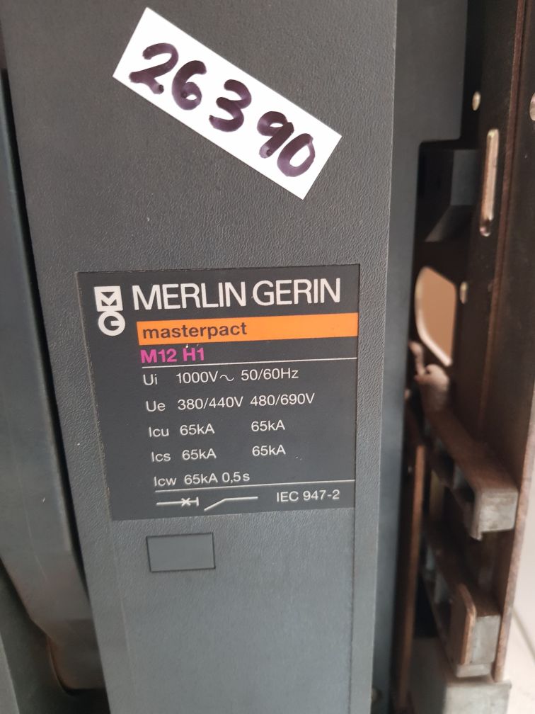 MERLIN GERIN M12 H1 MASTERPACT CIRCUIT BREAKER