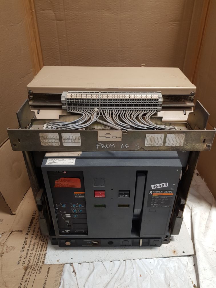 MERLIN GERIN M16 N1 MASTERPACT CIRCUIT BREAKER