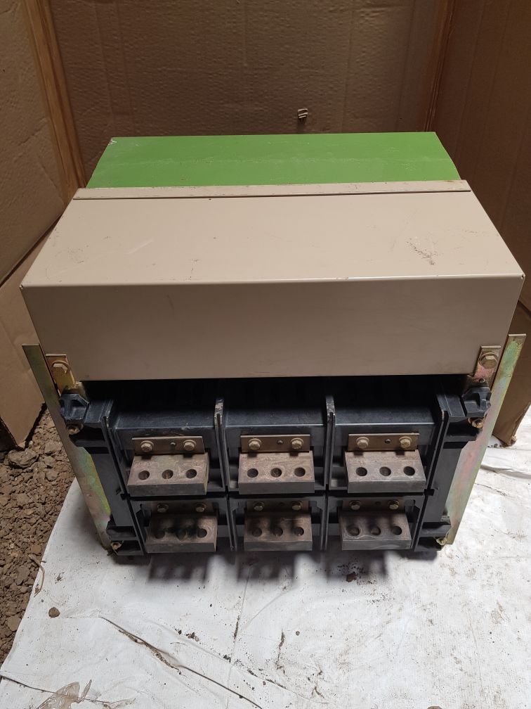 MERLIN GERIN M25 H1 MASTERPACT CIRCUIT BREAKER