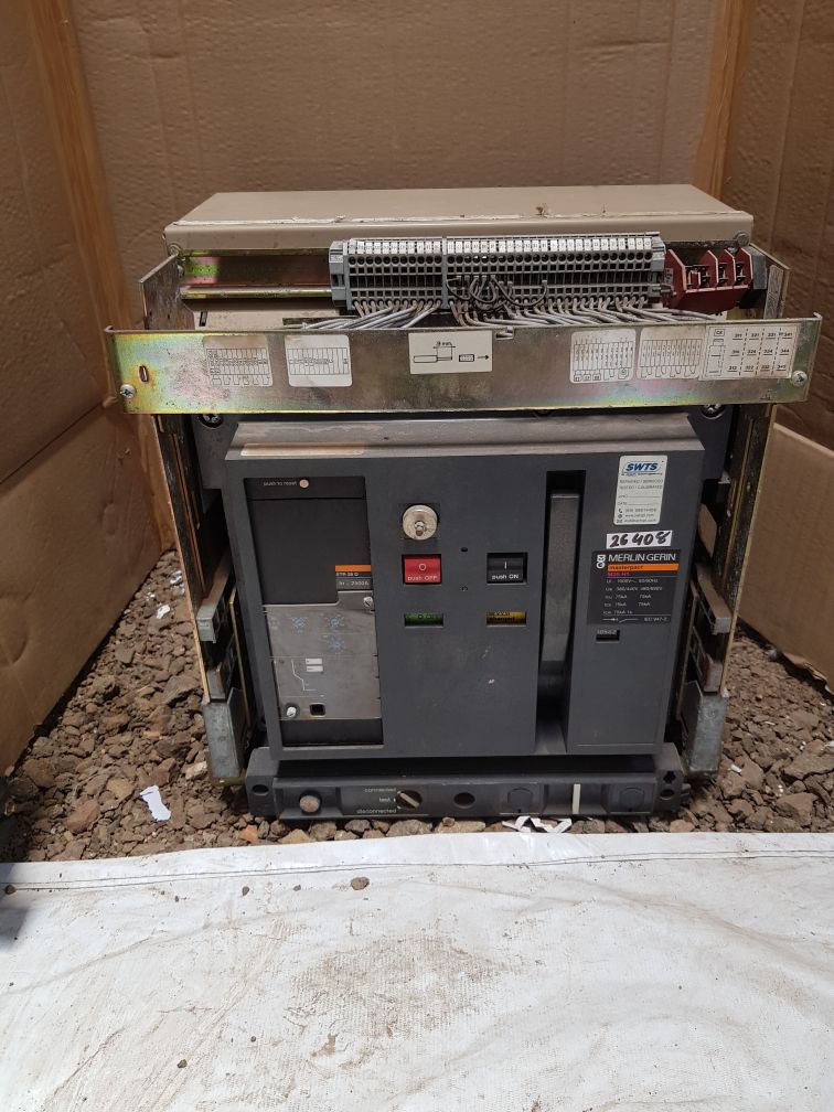 MERLIN GERIN M25 H1 MASTERPACT CIRCUIT BREAKER STR 28D