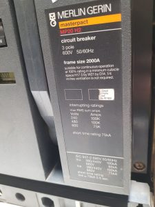 MERLIN GERIN MP20 H2 MASTERPACT 3 POLE CIRCUIT BREAKER