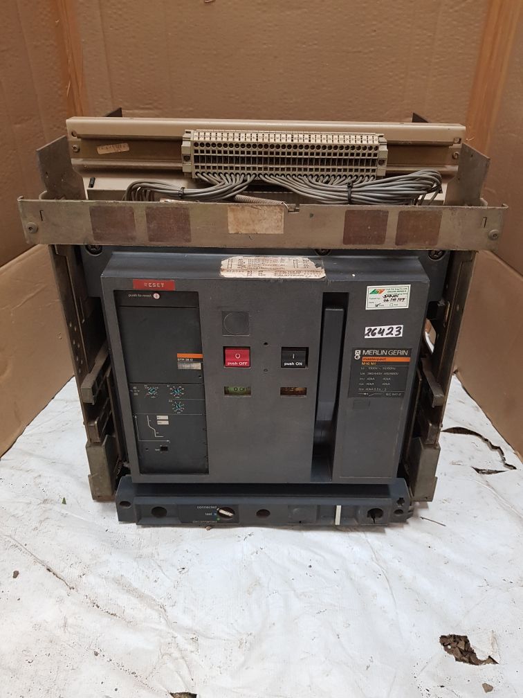 MERLIN GERIN M16 N1 MASTERPACT CIRCUIT BREAKER STR 28 D