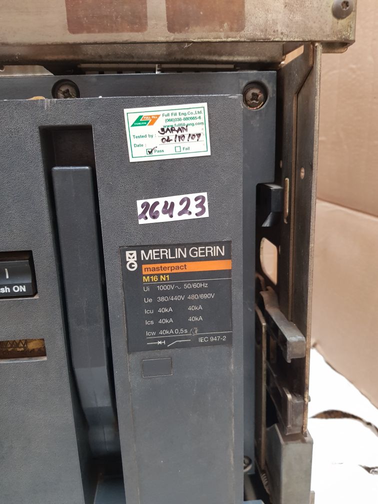 MERLIN GERIN M16 N1 MASTERPACT CIRCUIT BREAKER STR 28 D