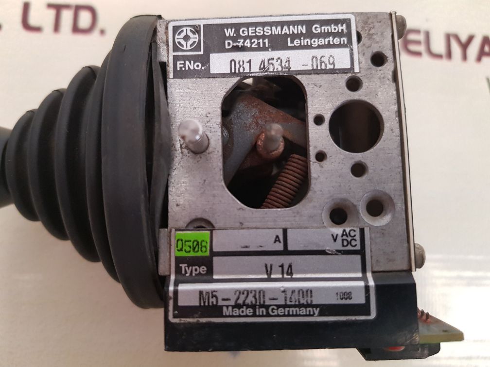 W.GESSMANN D-74211 V14 MULTI AXIS CONTROLLER