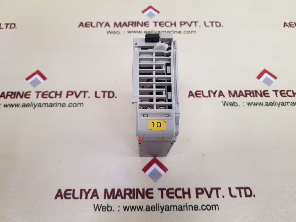 ALLEN-BRADLEY 1769-OW8I ISOLATED RELAY