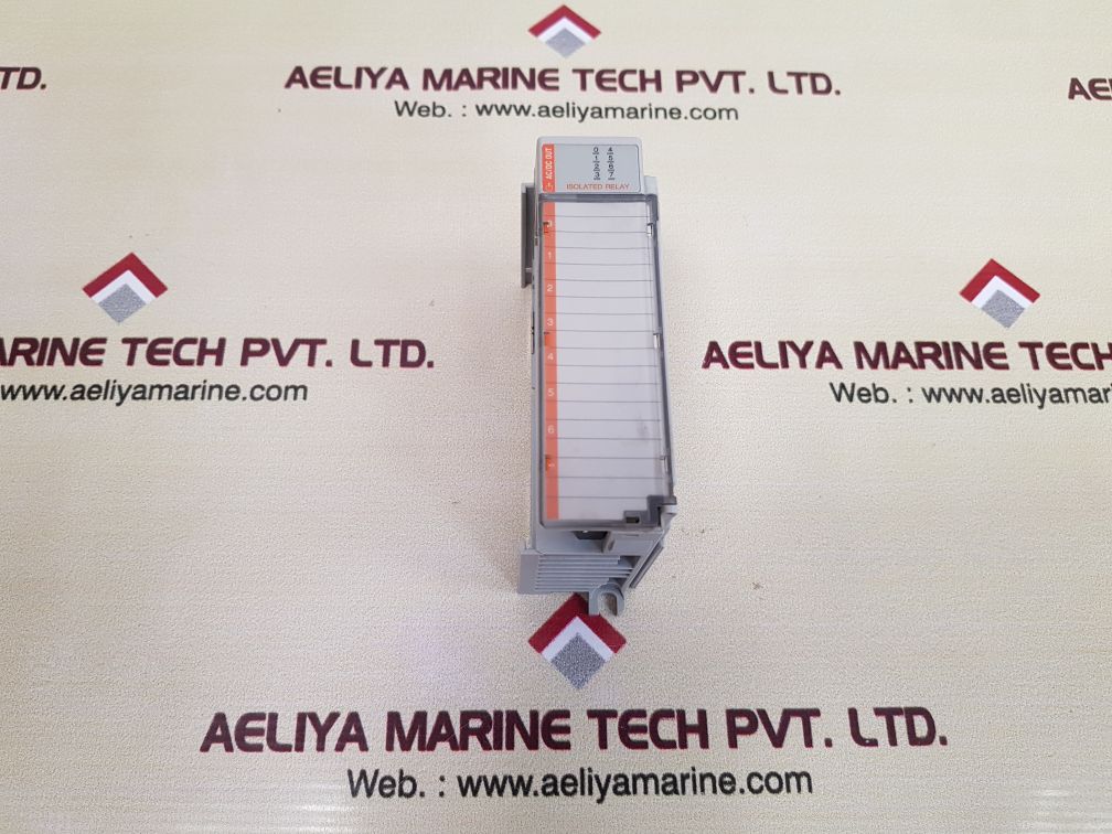 ALLEN-BRADLEY 1769-OW8I ISOLATED RELAY